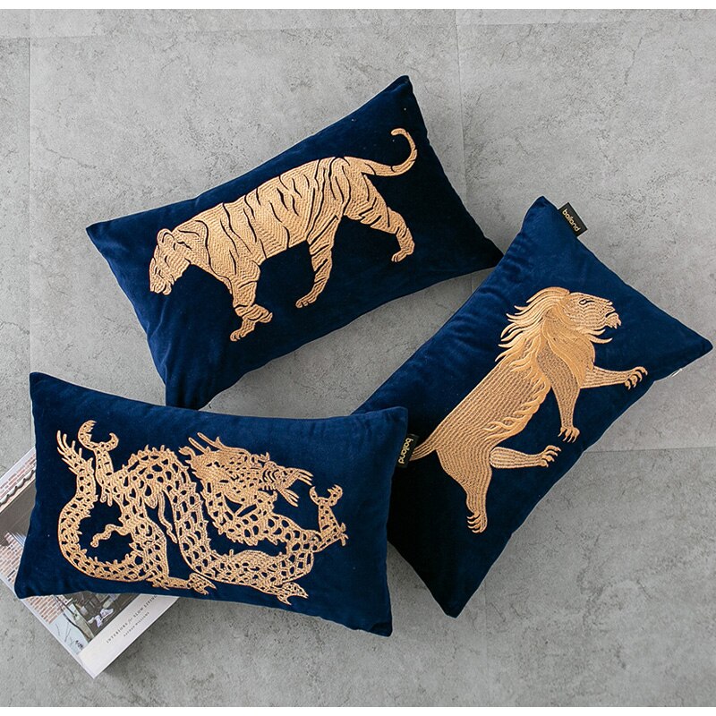 Strong Lion 3D Bronzing Embroidery Decorative Pillow Case