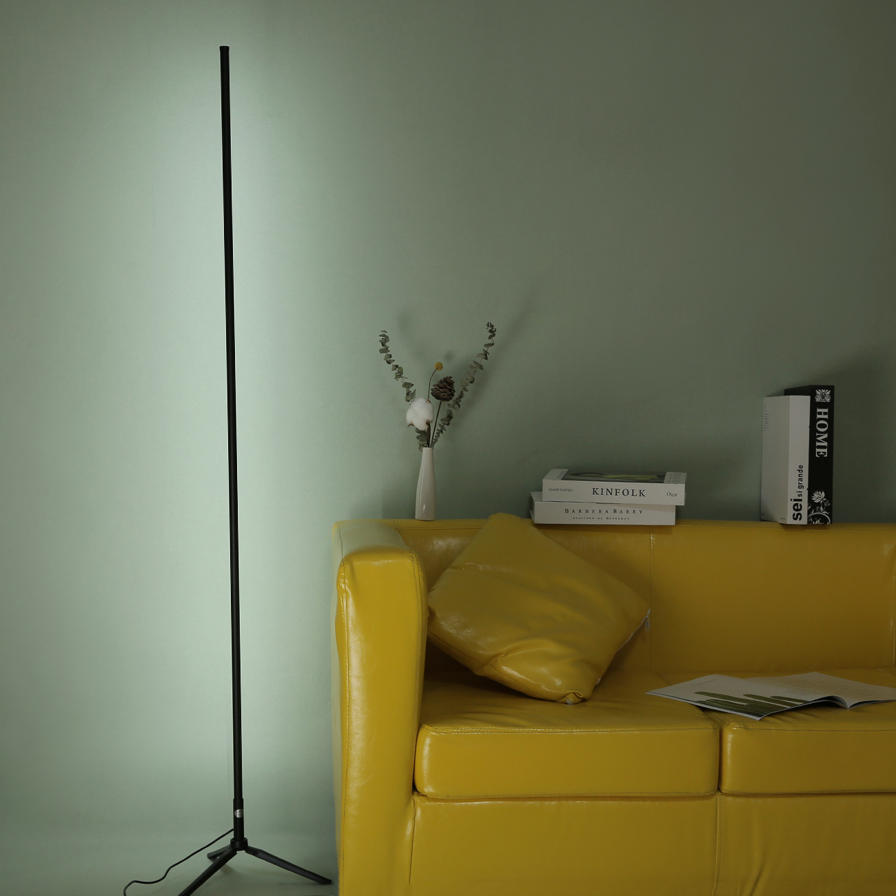 Moderne minimalistische LED-Stehlampe 