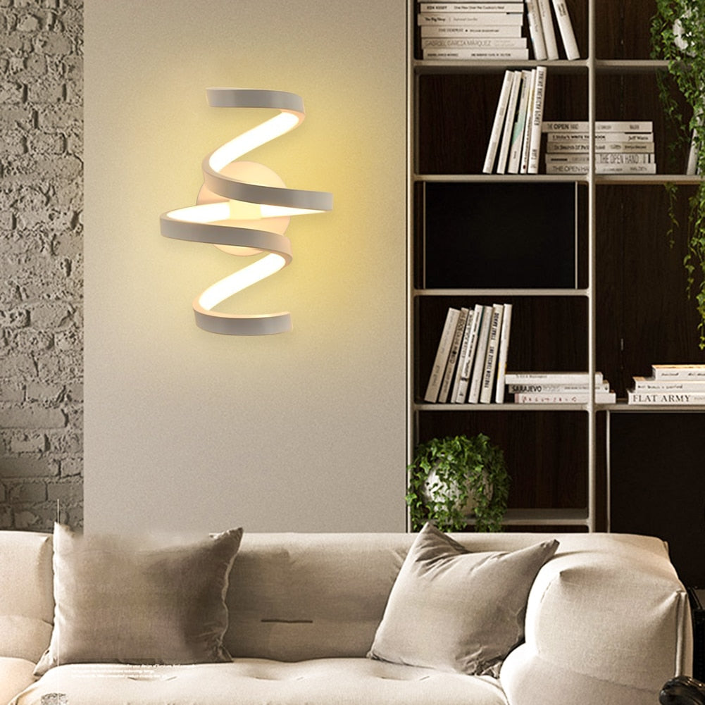 Moderne spiralförmige LED-Wandleuchte