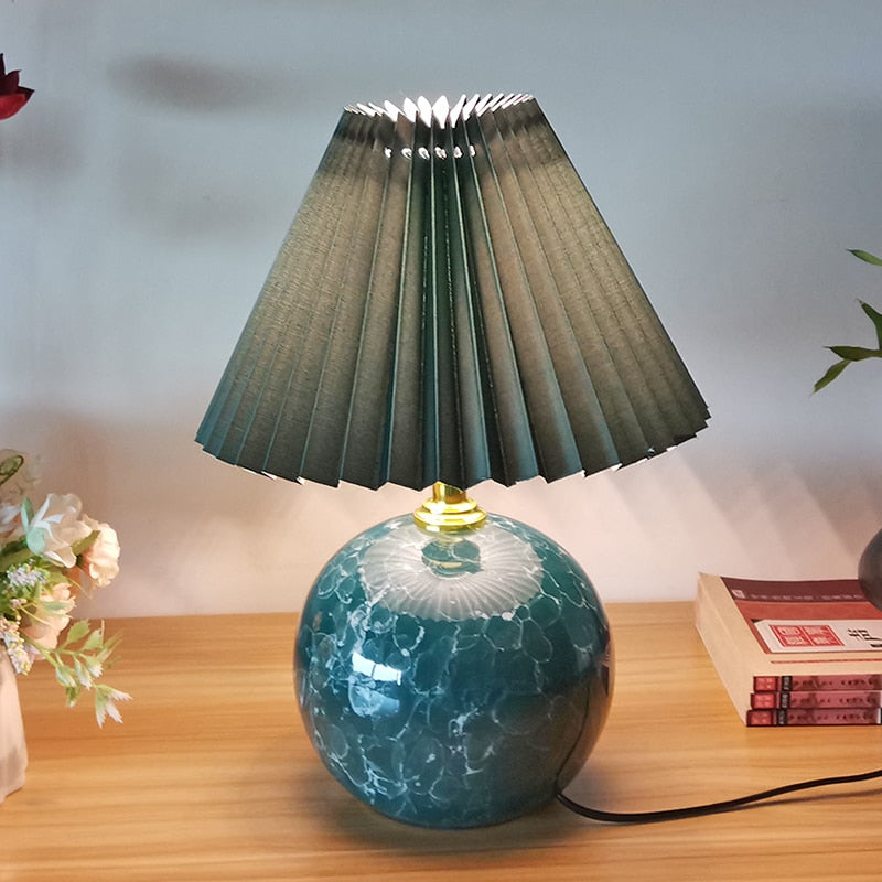 Ceramic Pleated Table Lamp