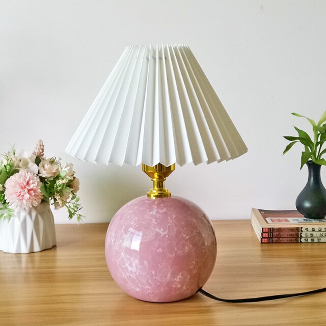 Ceramic Pleated Table Lamp