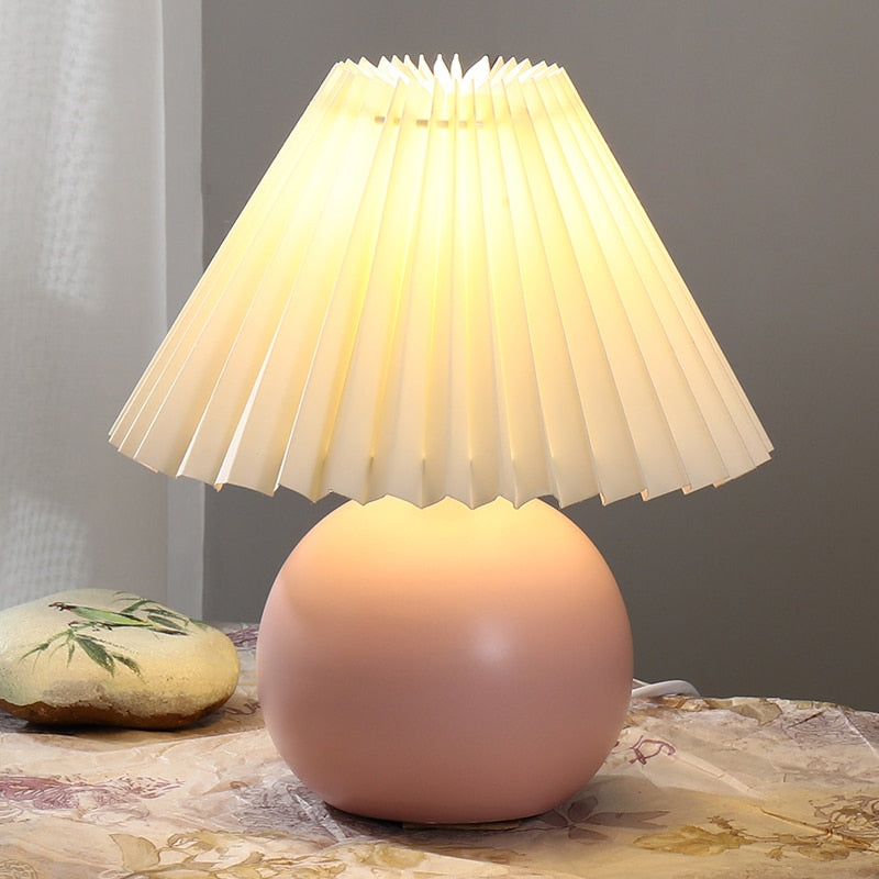 Nordic Ceramic Pleated Table Lamp