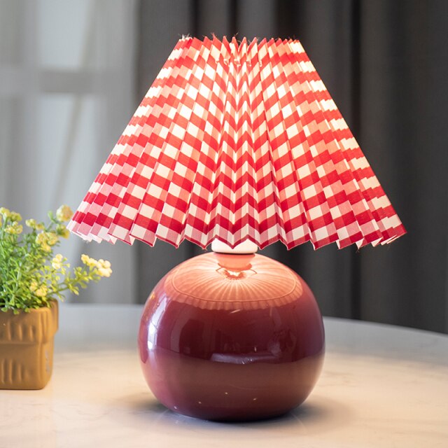 Nordic Ceramic Pleated Table Lamp