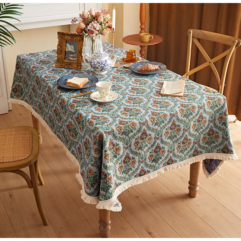 Jacquard-Tischdecke mit Retro-Blumenmuster und Fransen